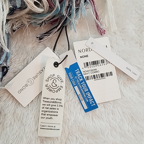 **NWT! Treasure & Bond Plaid Linen Scarf - Picture 4 of 4